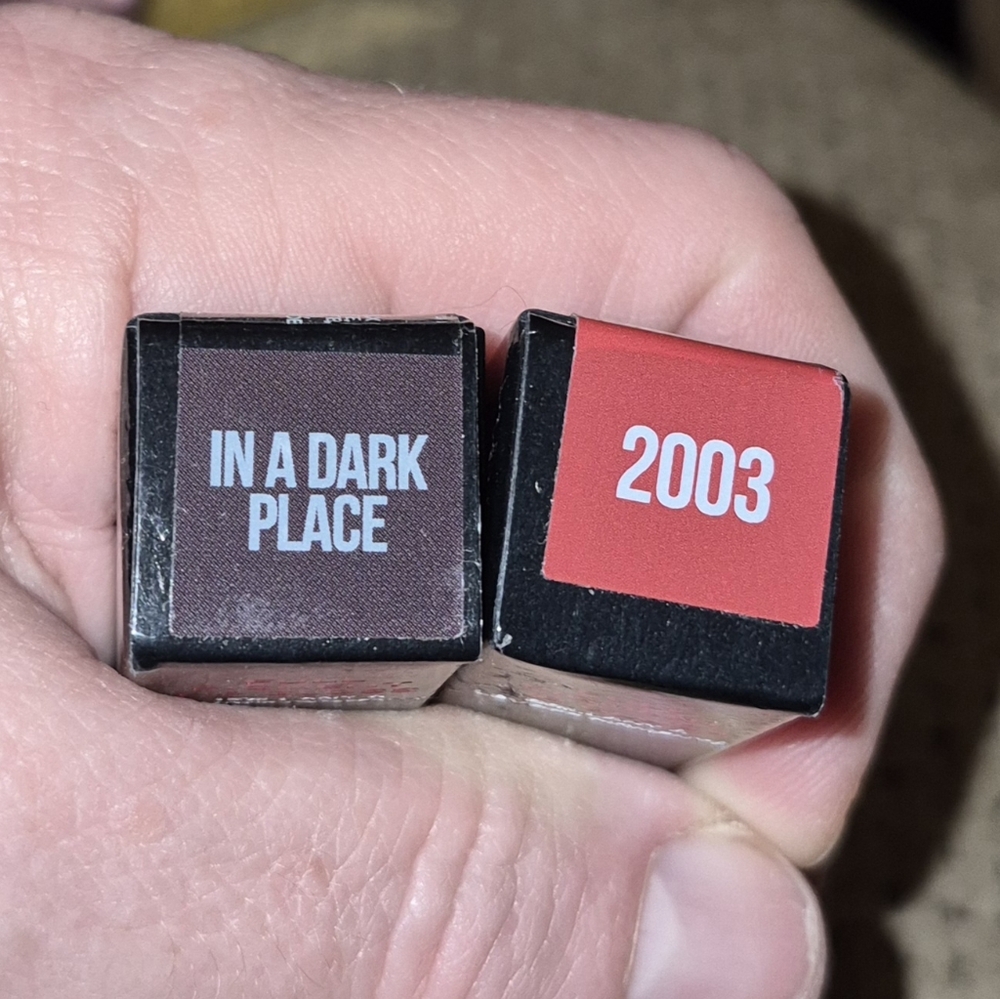 Makeup Bundle - Picture 11 of 16